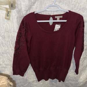 Dressbarn Maroon Knit Sweater